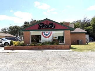 Pratt, KS Restaurant - 20005 W US Highway 54