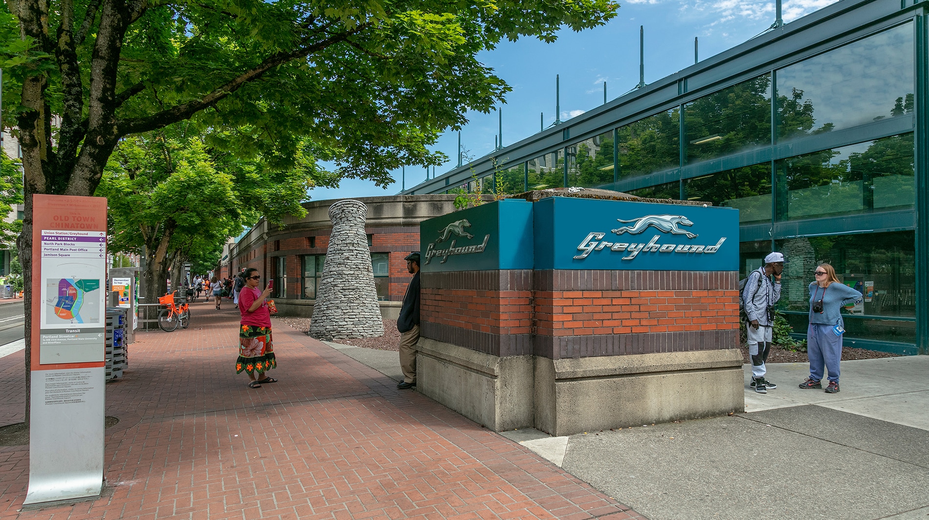 550 NW 6th Ave, Portland, OR for Sale