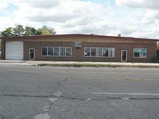 7211 N Saginaw Rd, Mount Morris, MI for Rent