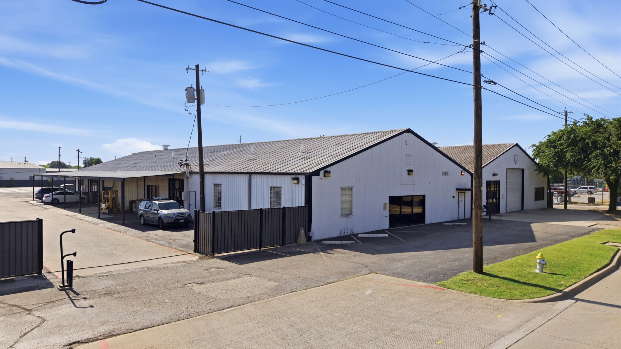 1824 N 1st St, Garland, TX for Sale