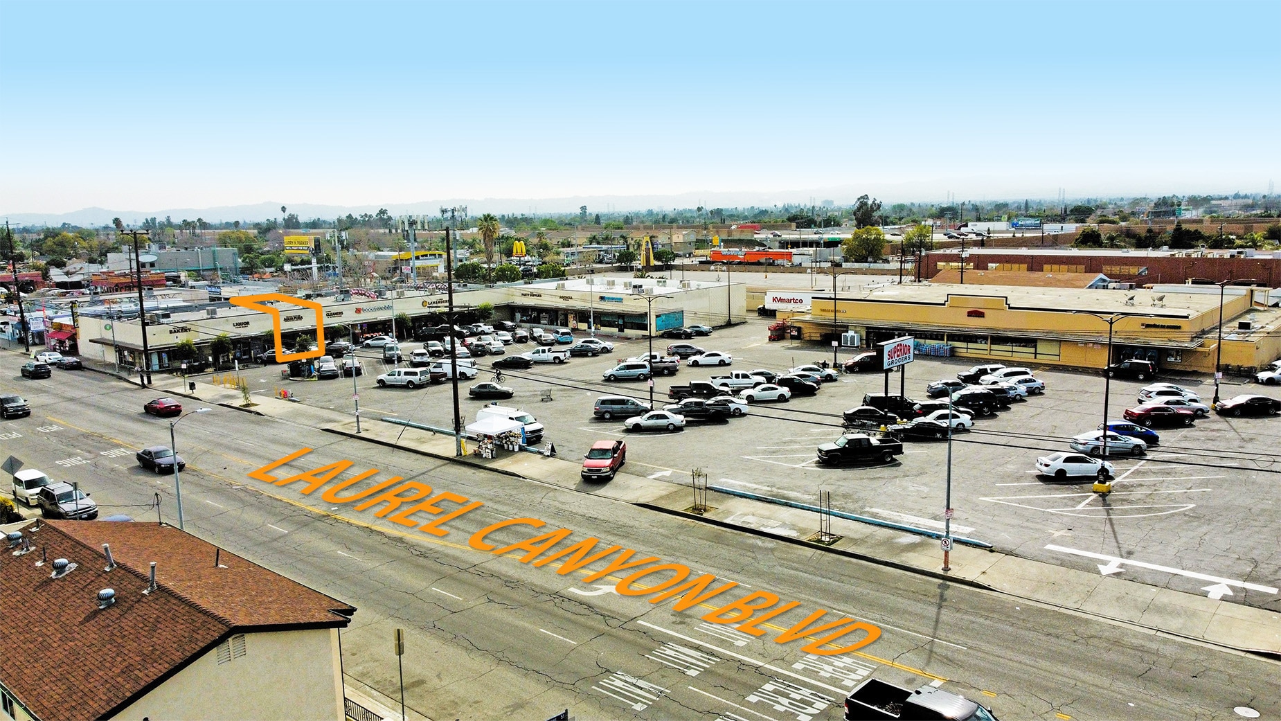 10421-10445 Laurel Canyon Blvd, Pacoima, CA for Rent