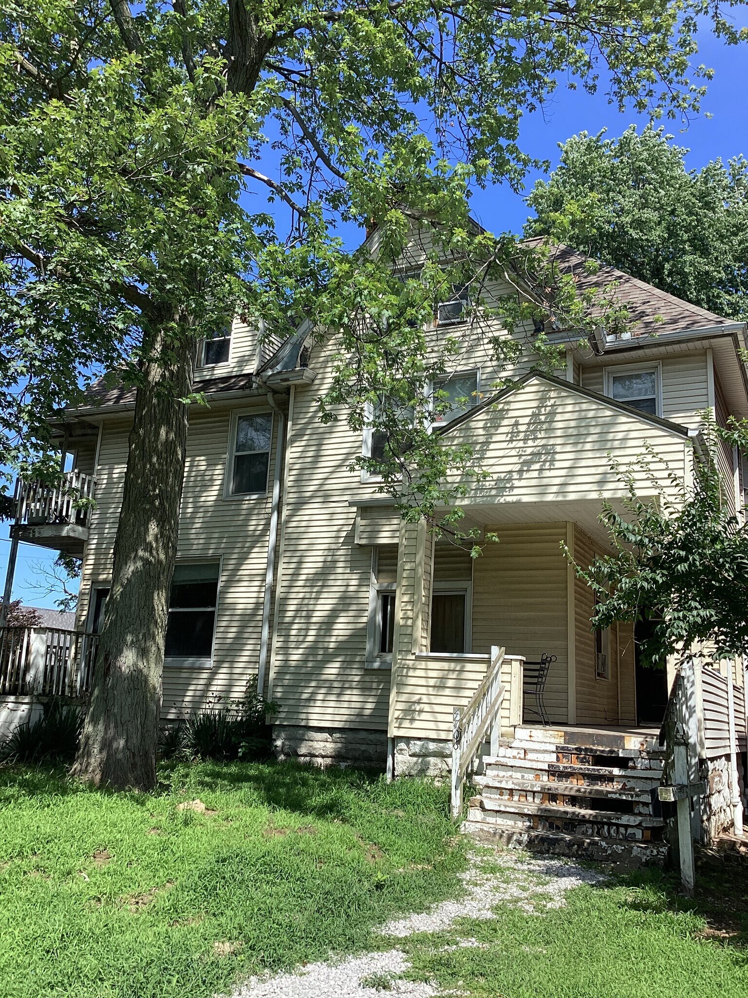 4706 Franklin Blvd, Cleveland, OH for Sale