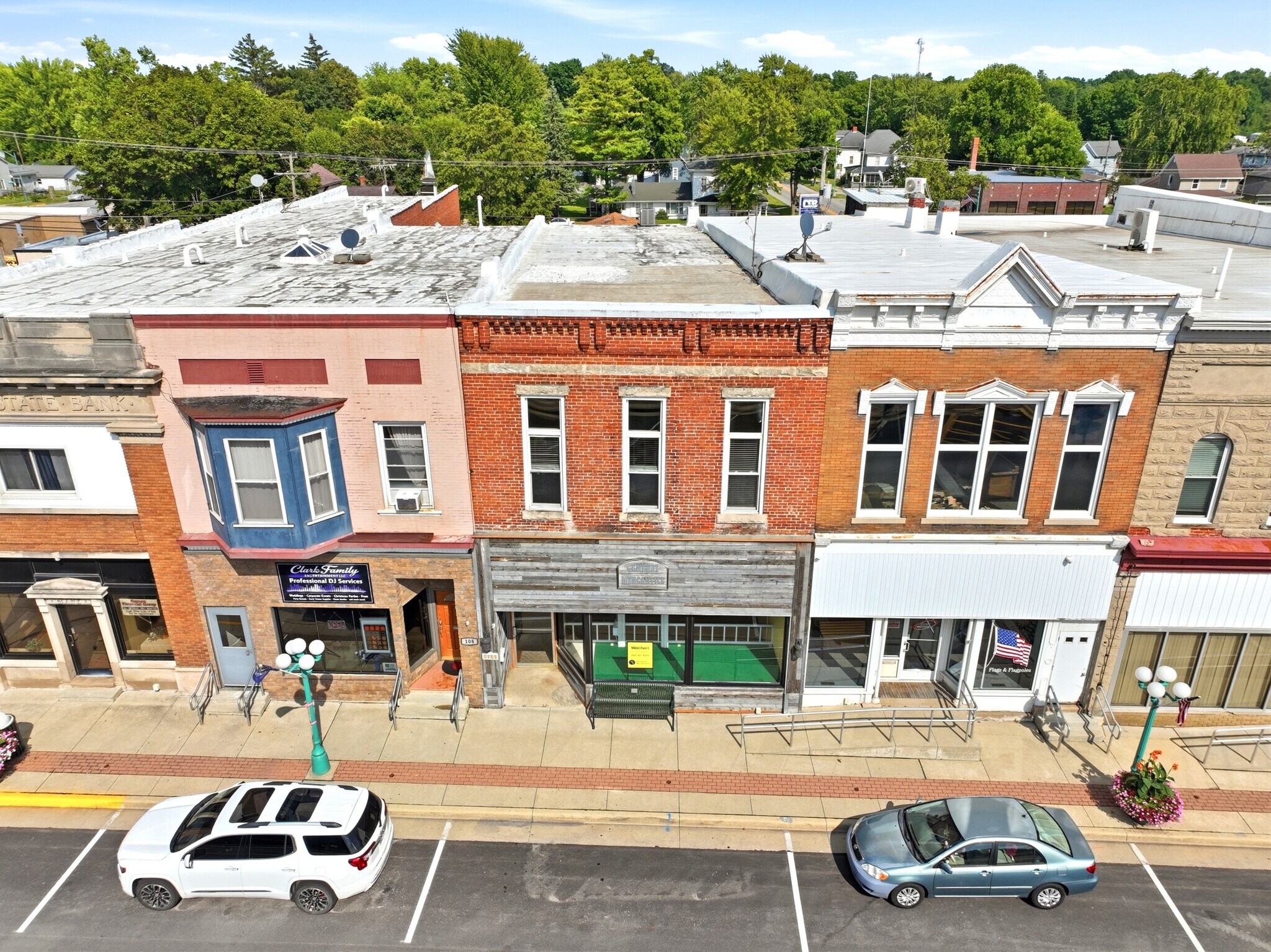 106 N Orange St, Albion, IN for Sale