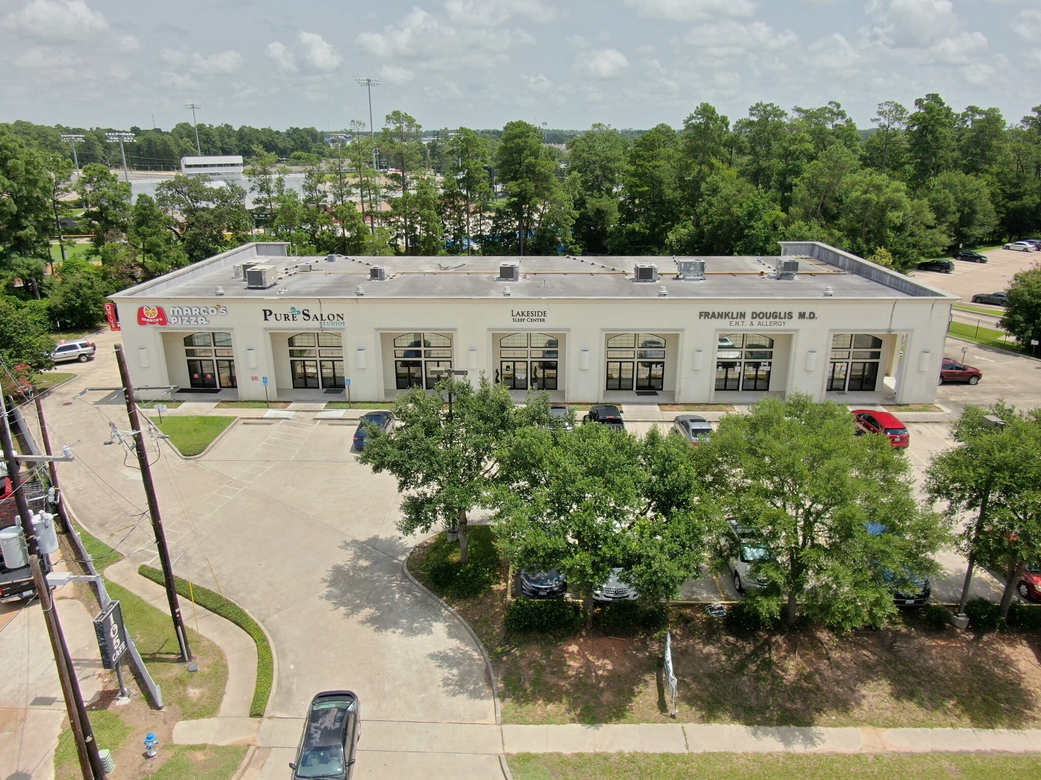 3000 W Davis St, Conroe, TX for Rent