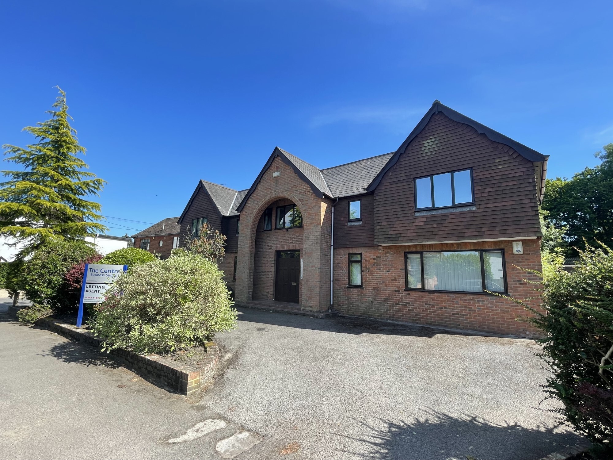 Reading Rd, Hook, HAM for Rent