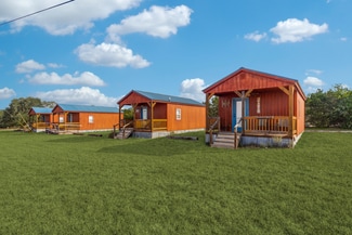 Pipe Creek, TX Storefront Retail/Residential - 8141-8161 Tx 16 Hwy