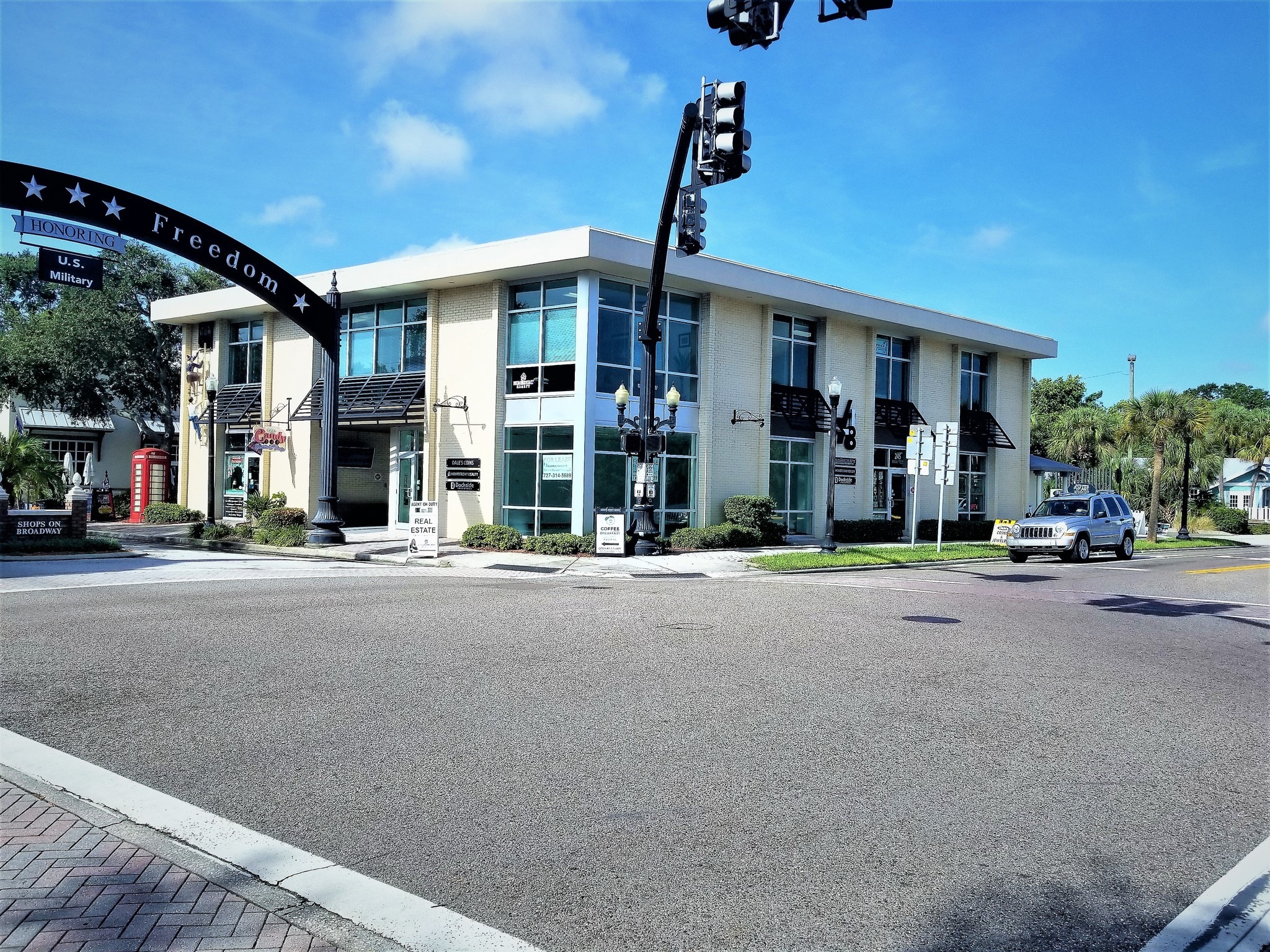 748 Broadway, Dunedin, FL for Rent