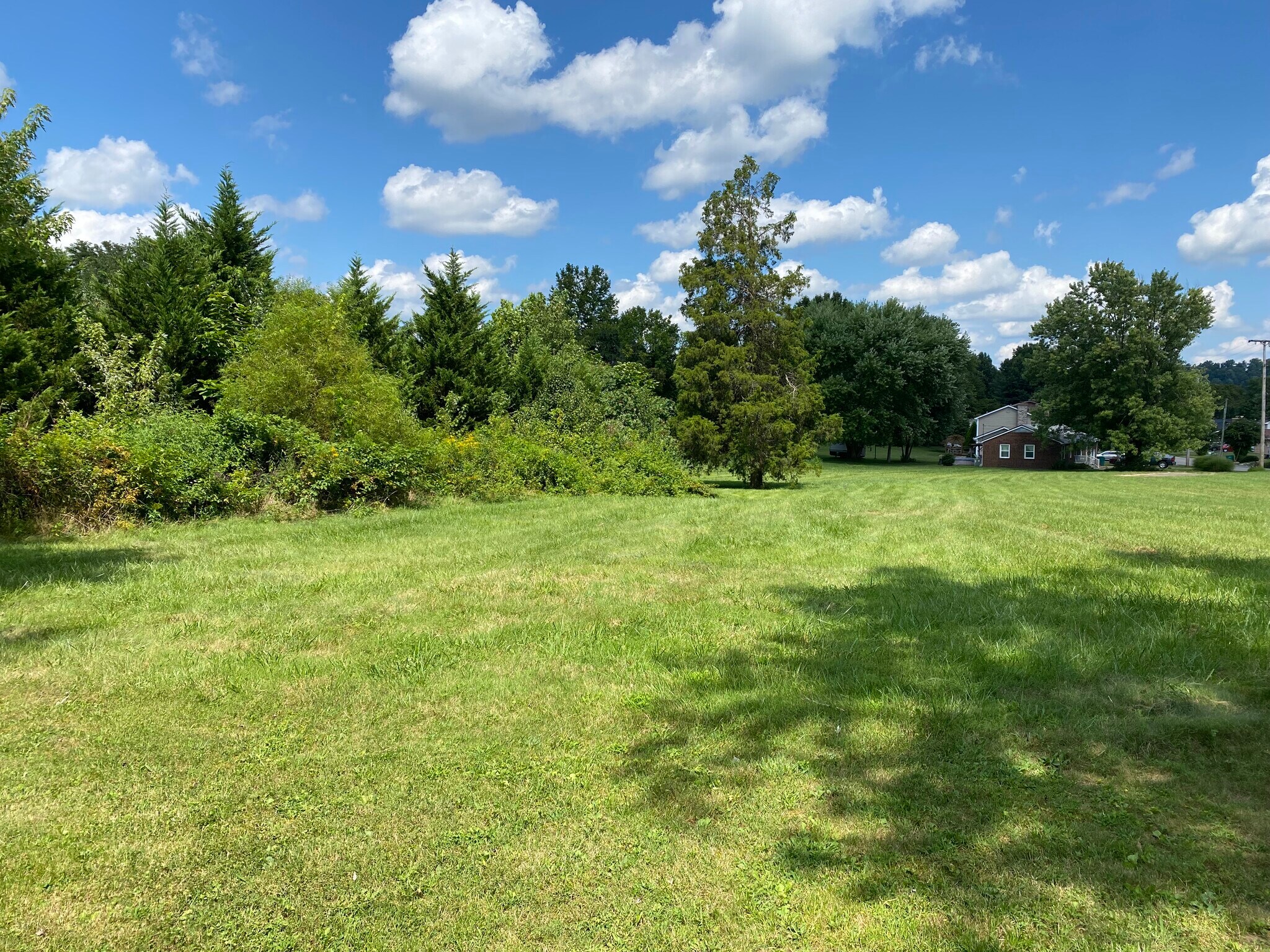 1012 Mount Vernon Rd, Hurricane, WV for Sale