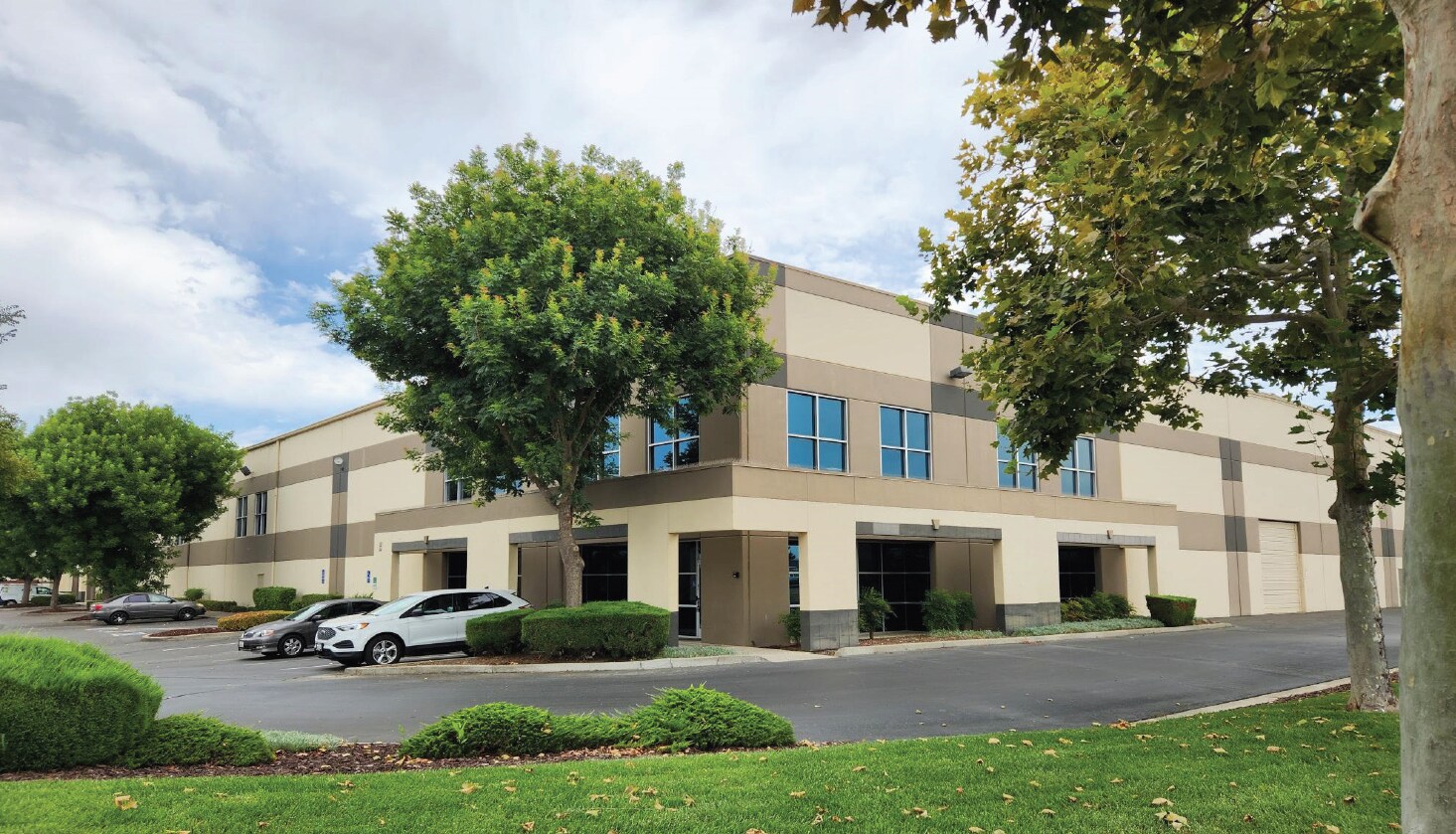 2340 E Main St, Woodland, CA for Rent