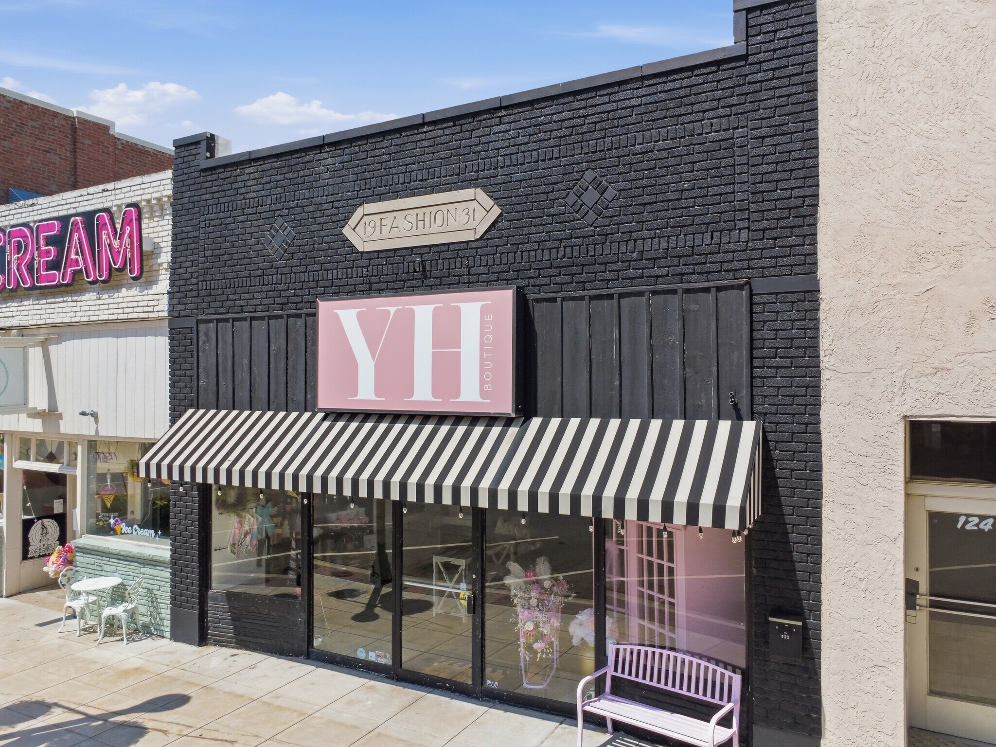 122 N Main St, Sand Springs, OK for Sale