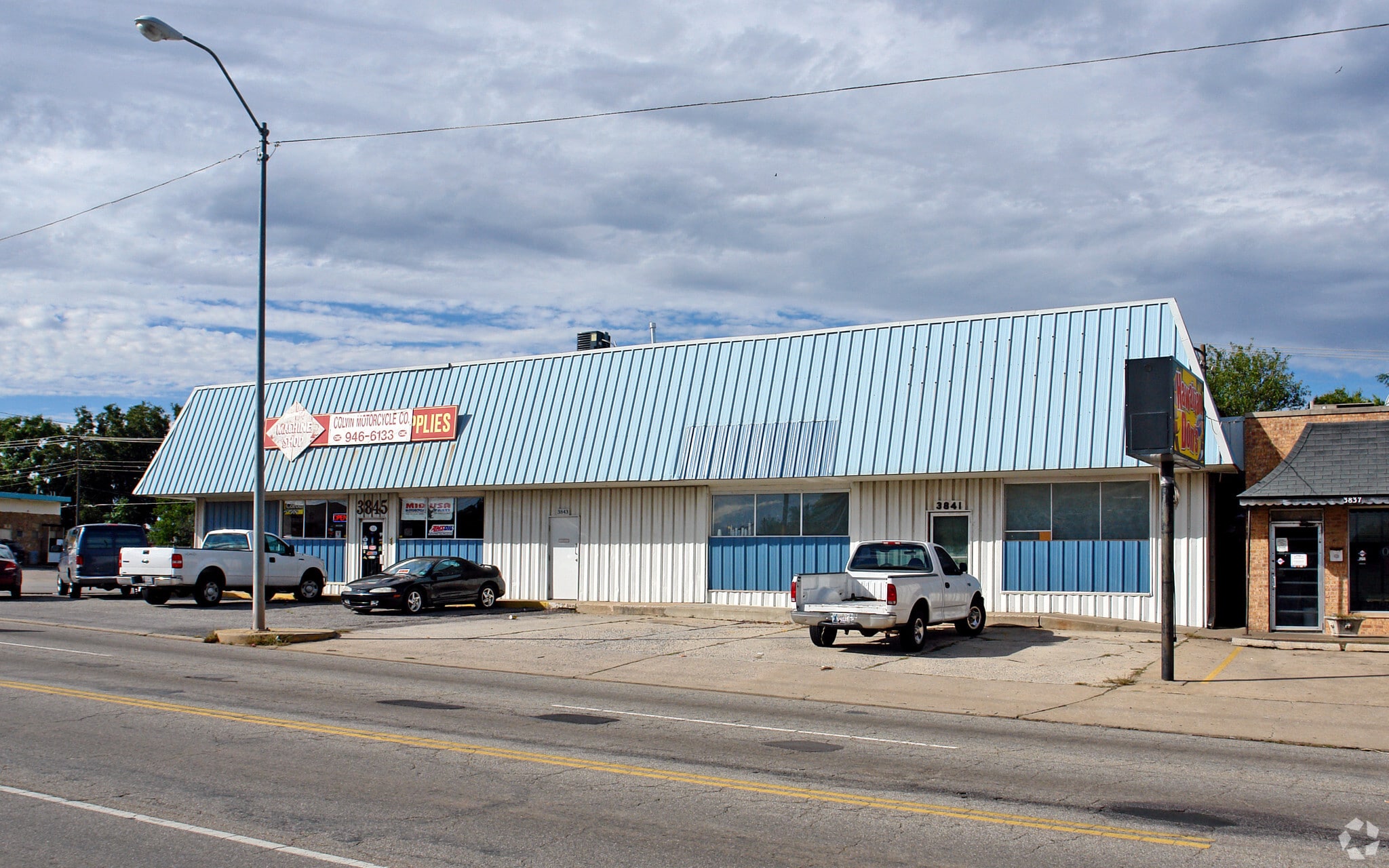 3841-3845 NW 10th St, Oklahoma City, OK for Sale