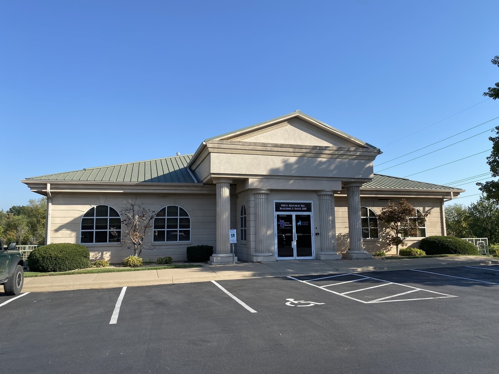 909 E Republic Rd, Springfield, MO for Sale