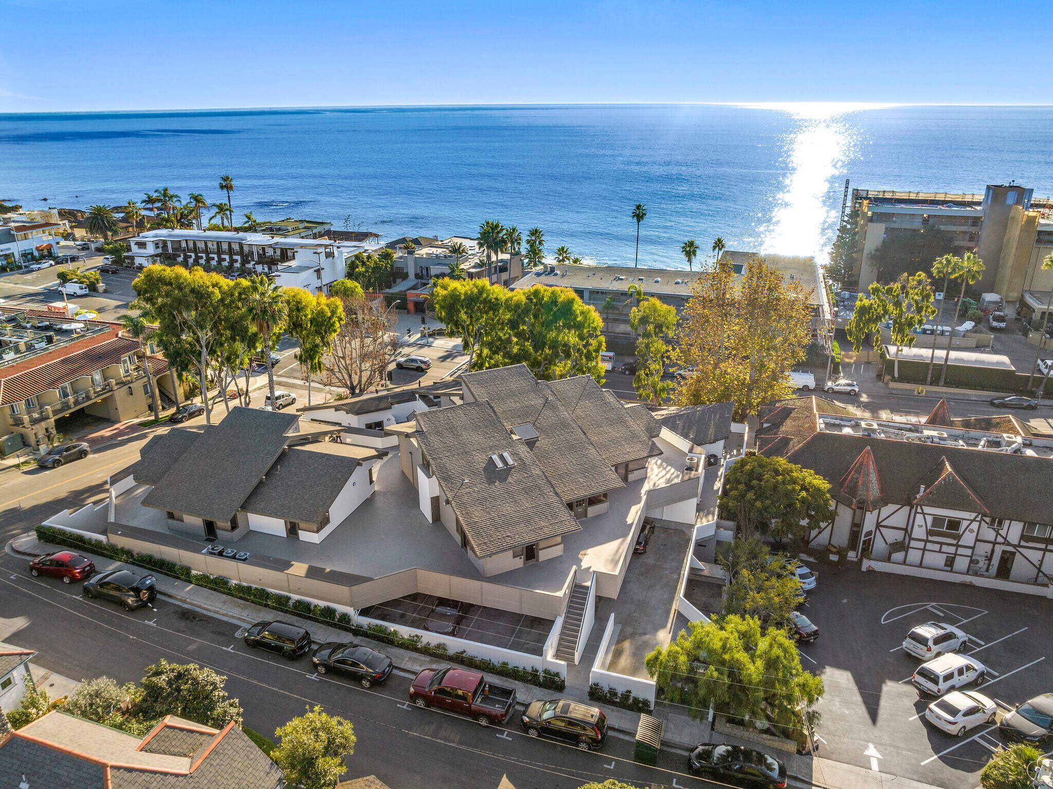 1590 S Coast Hwy Laguna Beach, CA 92651 Retail Property for Sale on