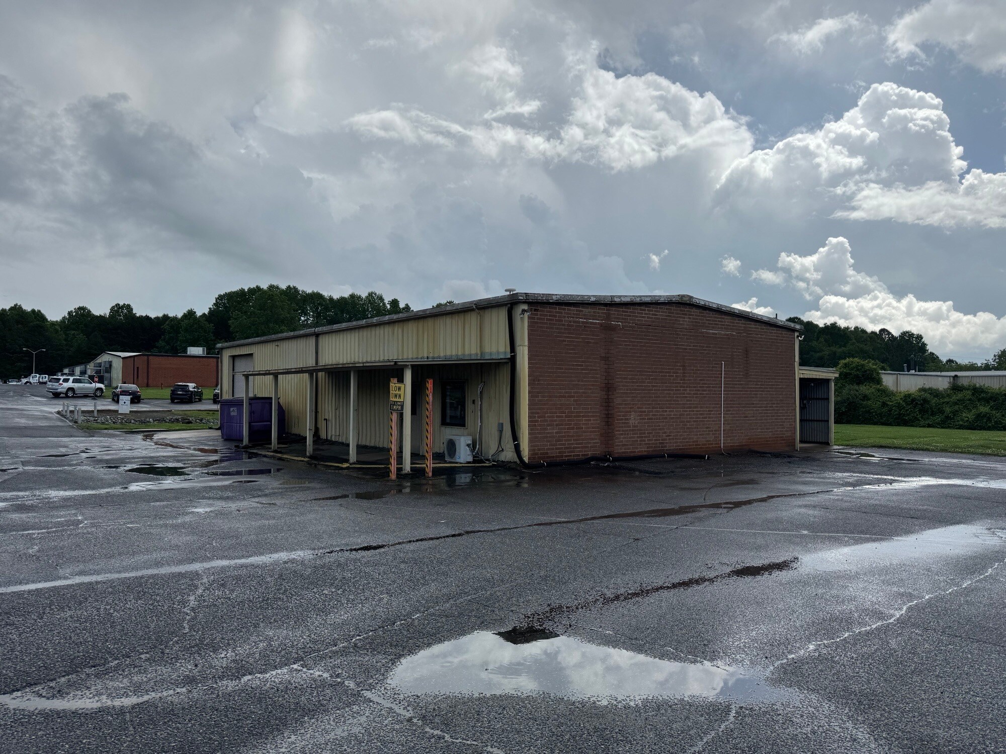 1310 Charles Raper Jonas Hwy, Mount Holly, NC for Rent