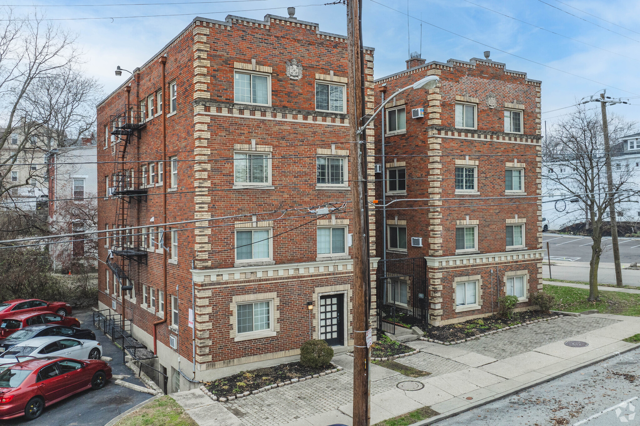 2535 Burnet Ave, Cincinnati, OH for Sale