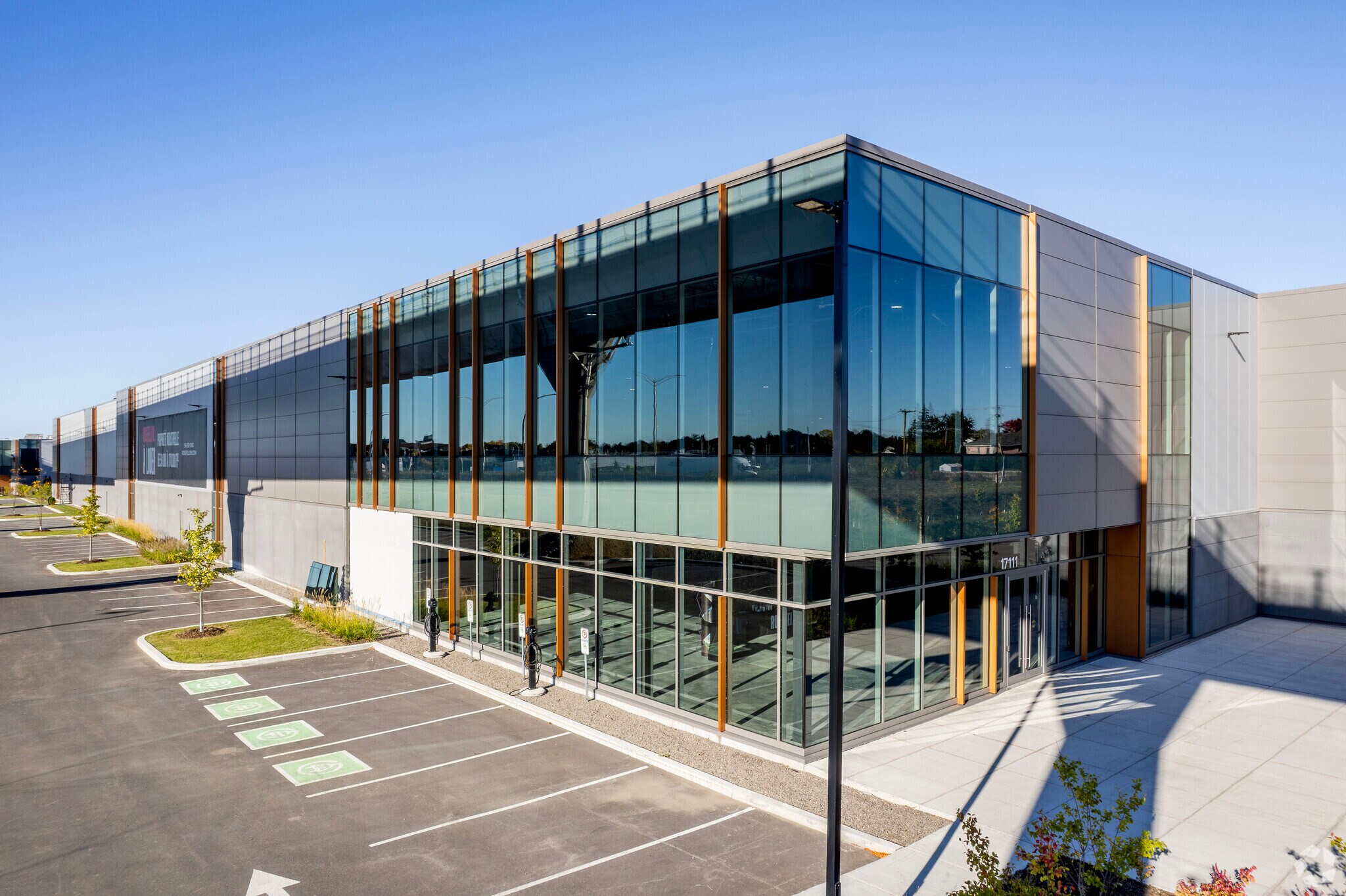 Aut Transcanada, Kirkland, QC for Rent