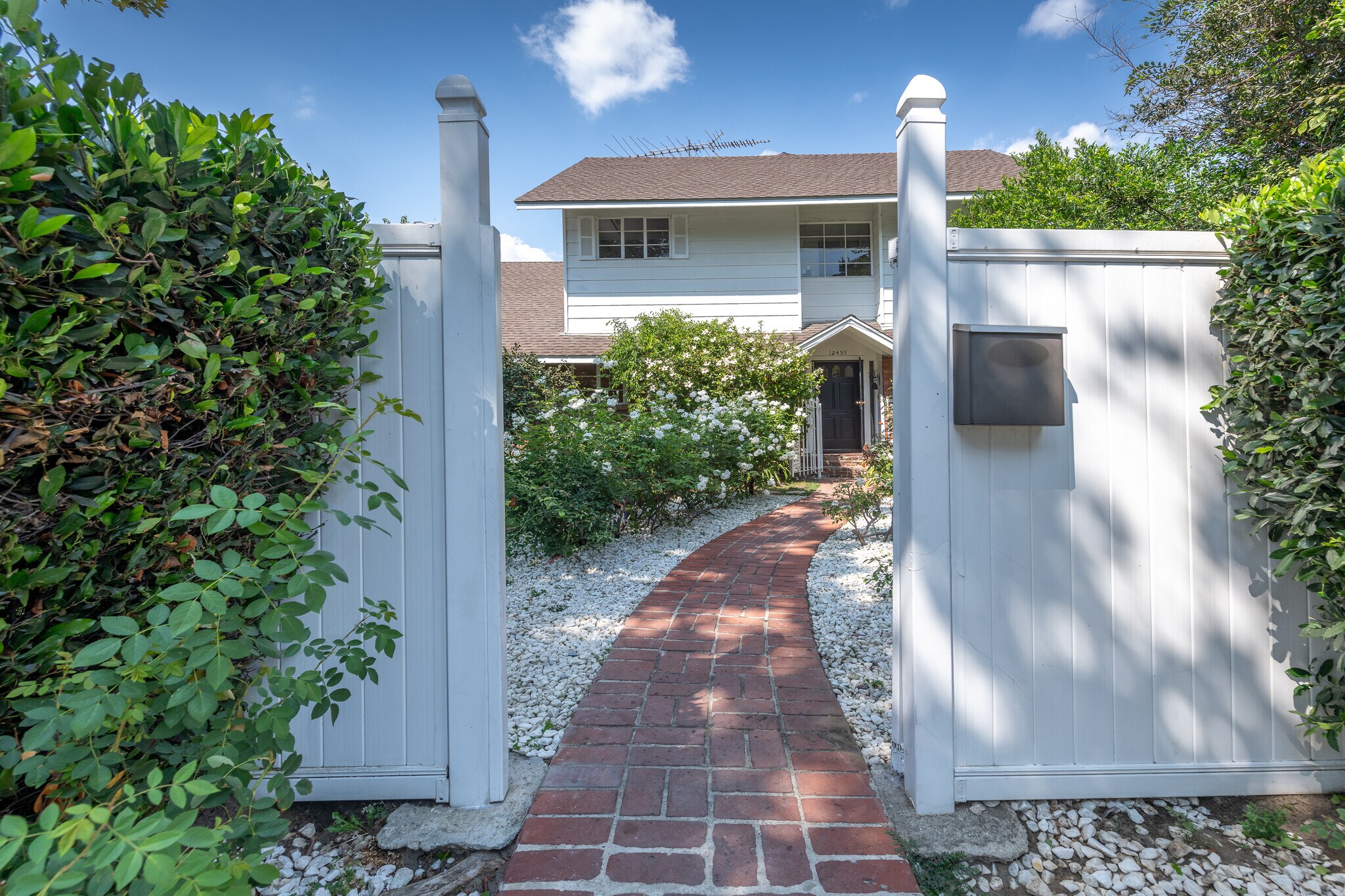 12455 Sarah St, Studio City, CA for Rent