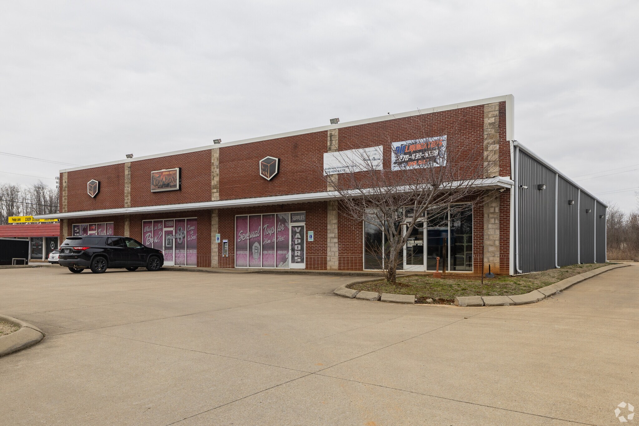 15960 Fort Campbell Blvd, Oak Grove, KY for Rent