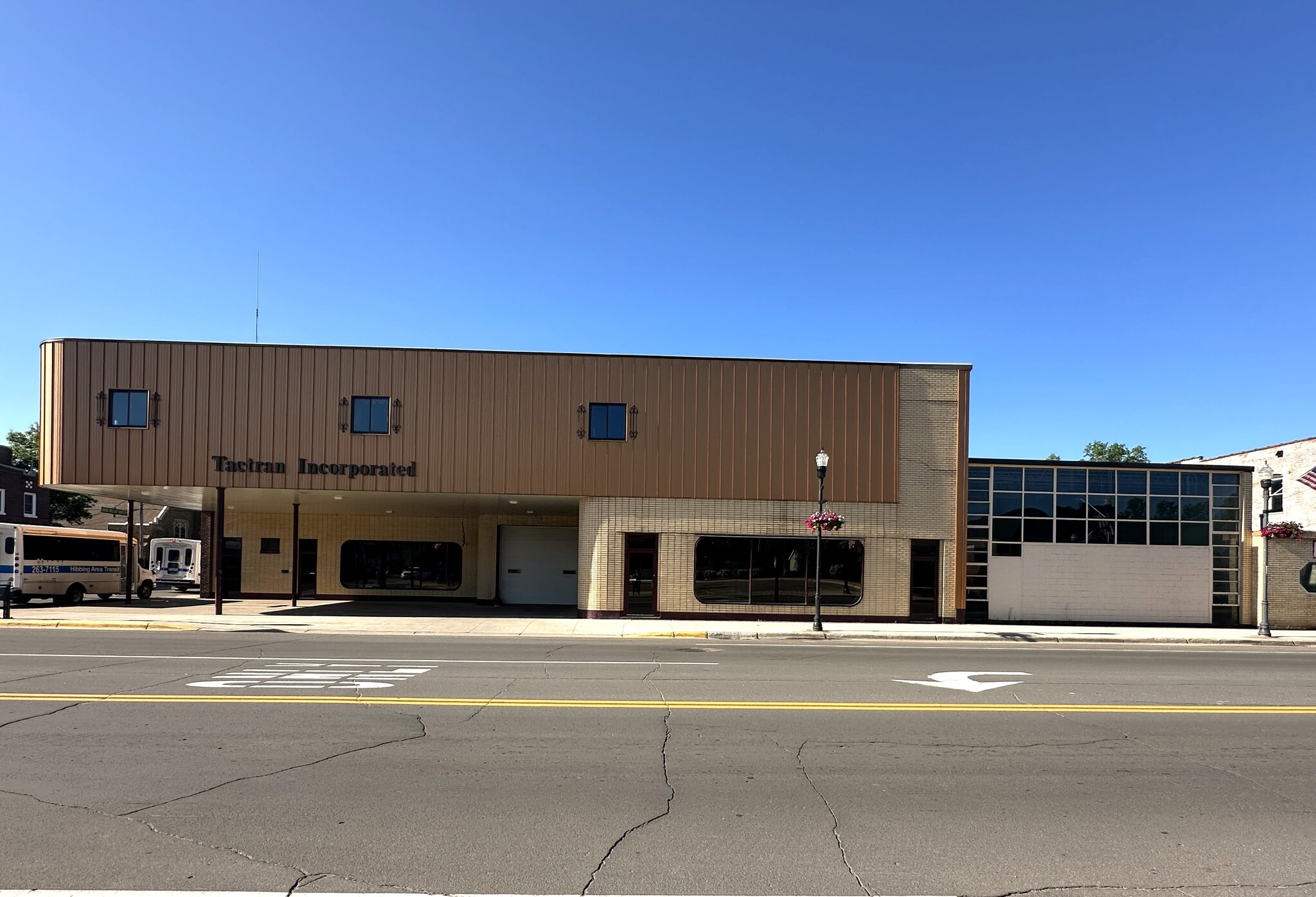 620 E Howard St, Hibbing, MN for Sale