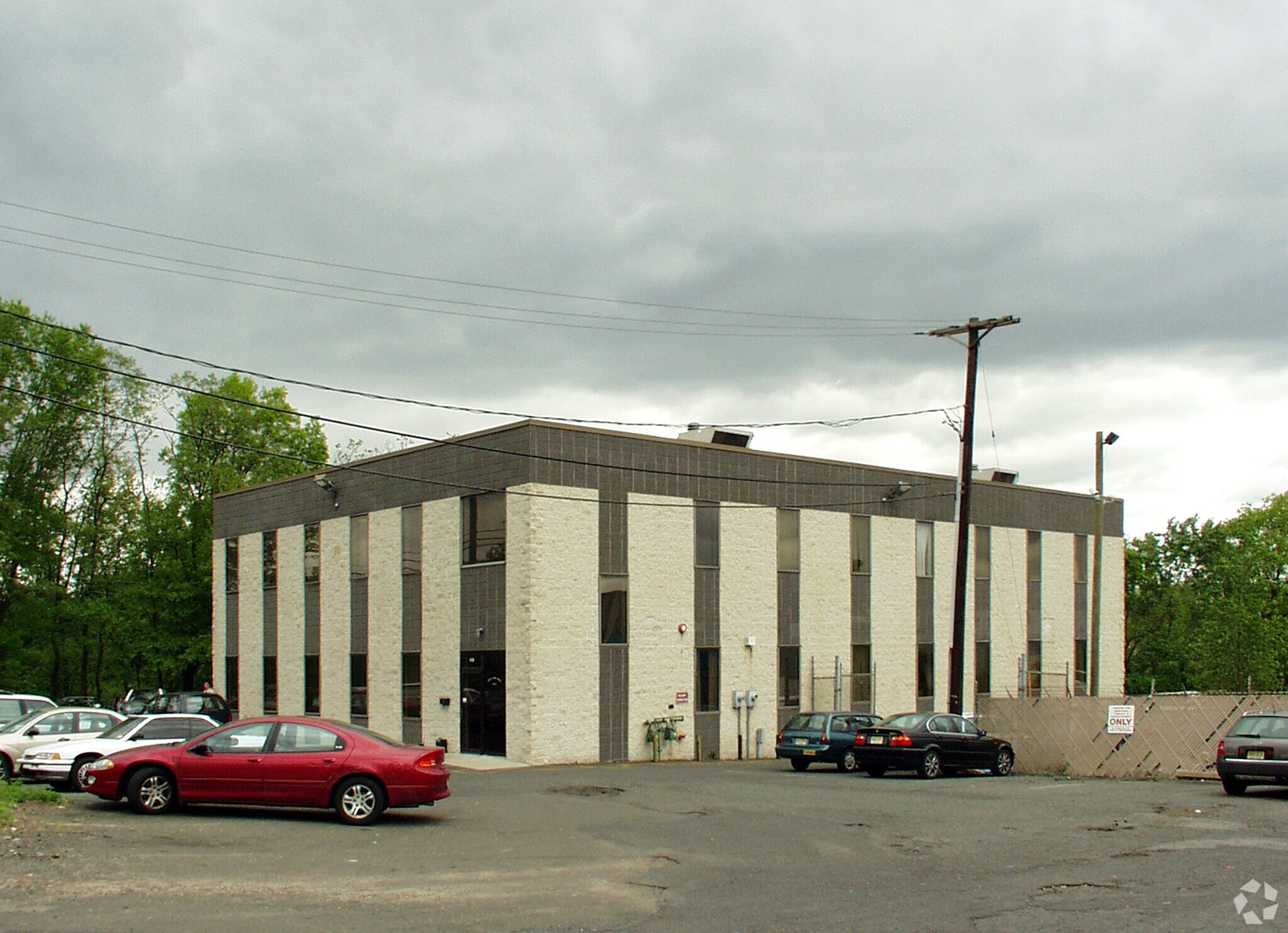 458 Florida Grove Rd Perth Amboy, NJ 08861 Industrial Property for