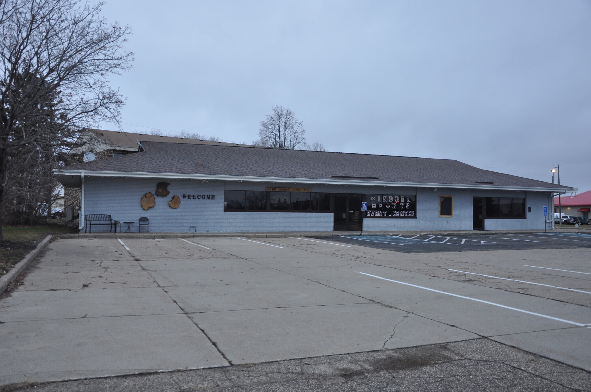 1549 E Broadway St, Monticello, MN for Sale