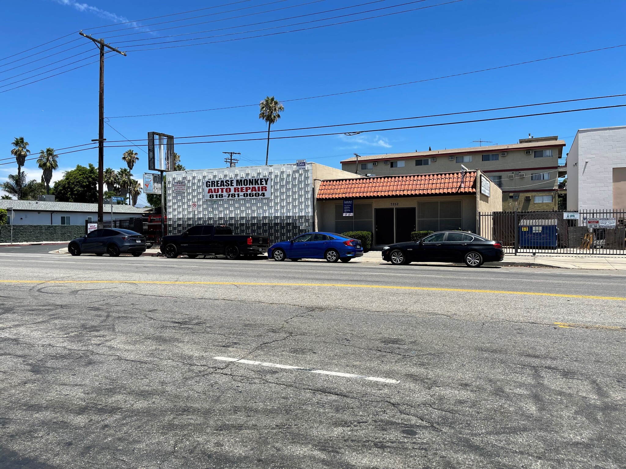 7252 Woodley Ave, Van Nuys, CA for Rent