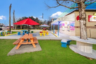 Pasadena, TX Car Washes - 2627 Allen Genoa Rd