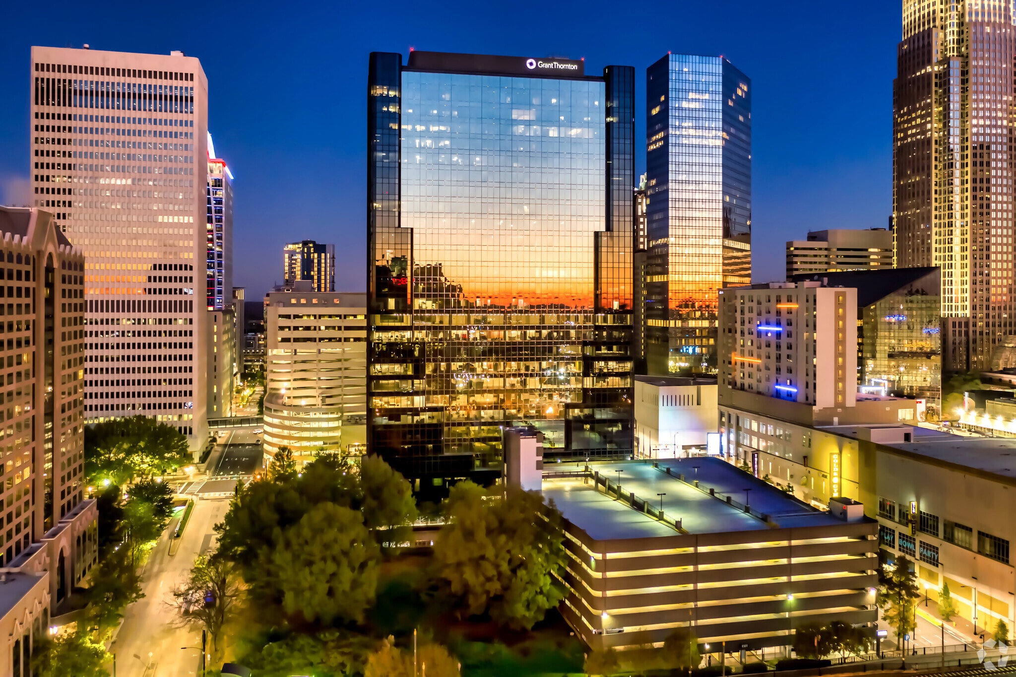 201 S College St, Charlotte, NC for Rent