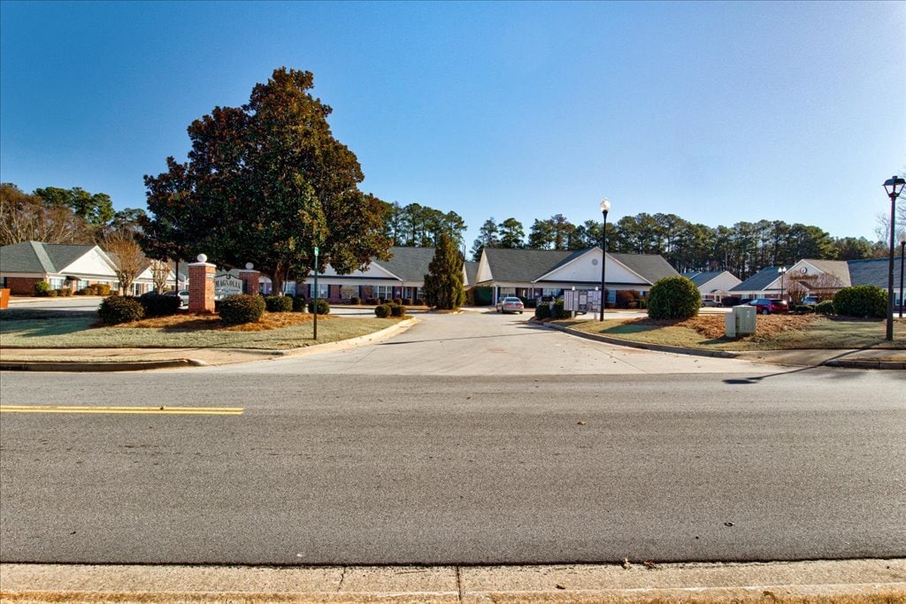 801-814 Pavilion Ct, Mcdonough, GA for Rent