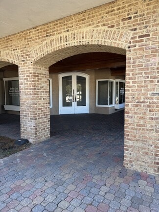 Hilton Head Island, SC Retail - 9 Harbourside Ln Hilton Head Island, SC Retail - 9 Harbourside Ln