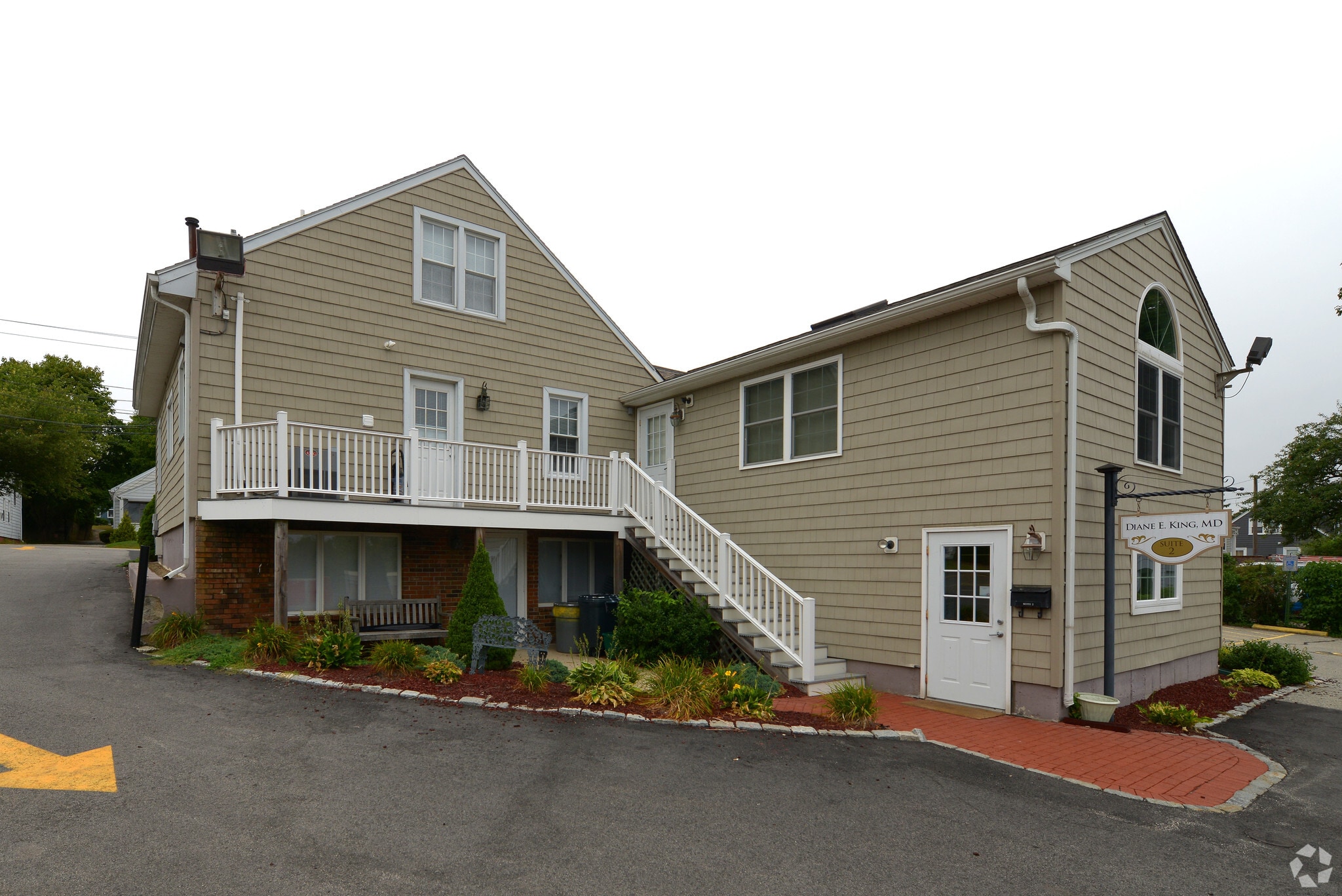 464 Maple Ave, Barrington, RI for Rent
