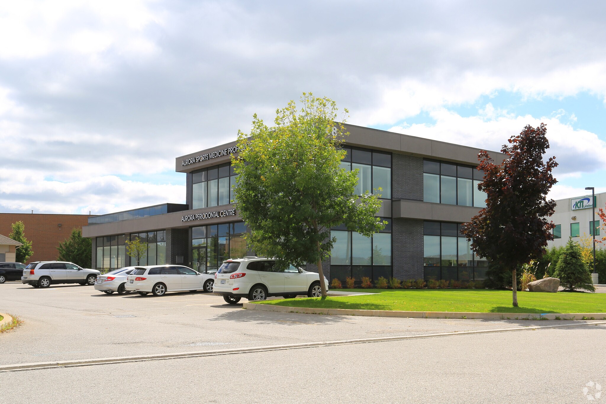 248 Earl Stewart Dr, Aurora, ON for Rent