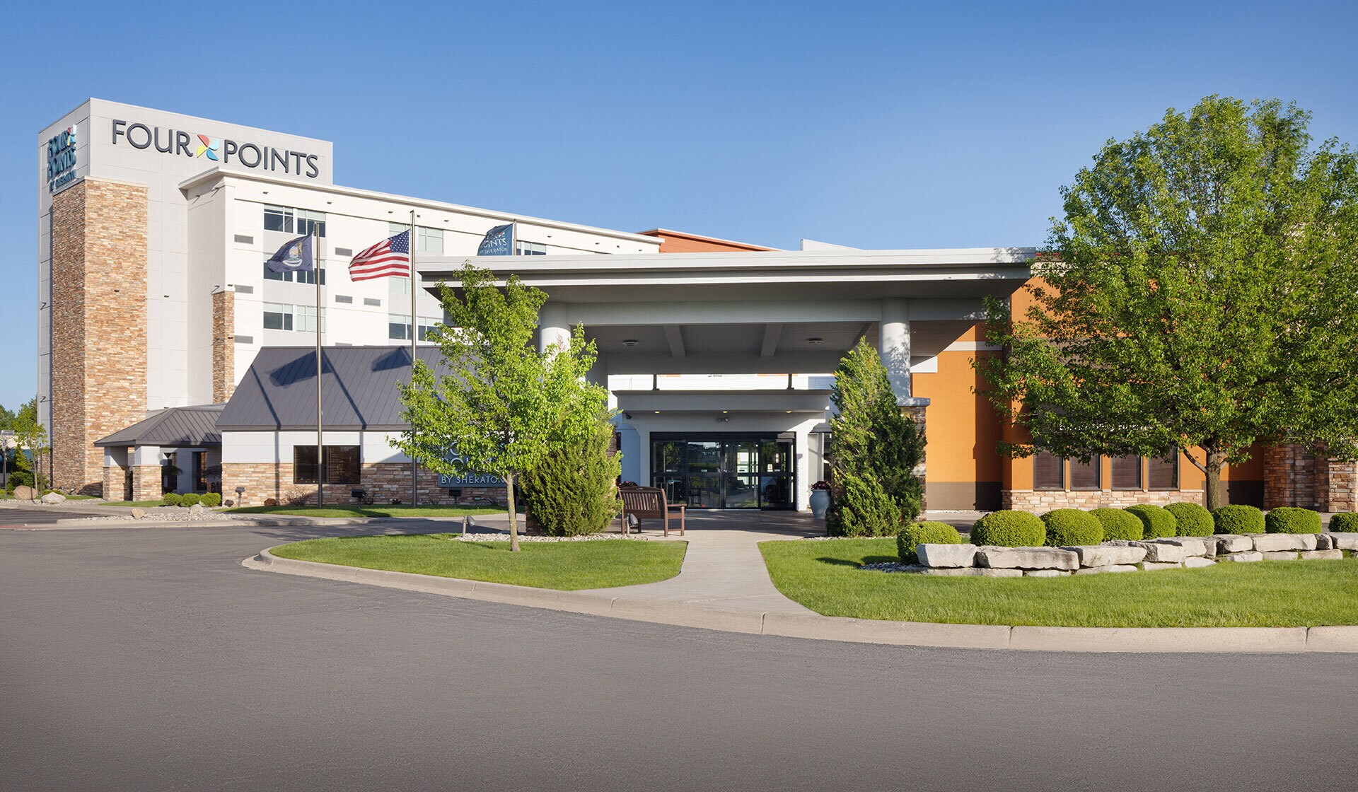 4960 Towne Centre Rd, Saginaw, MI for Sale