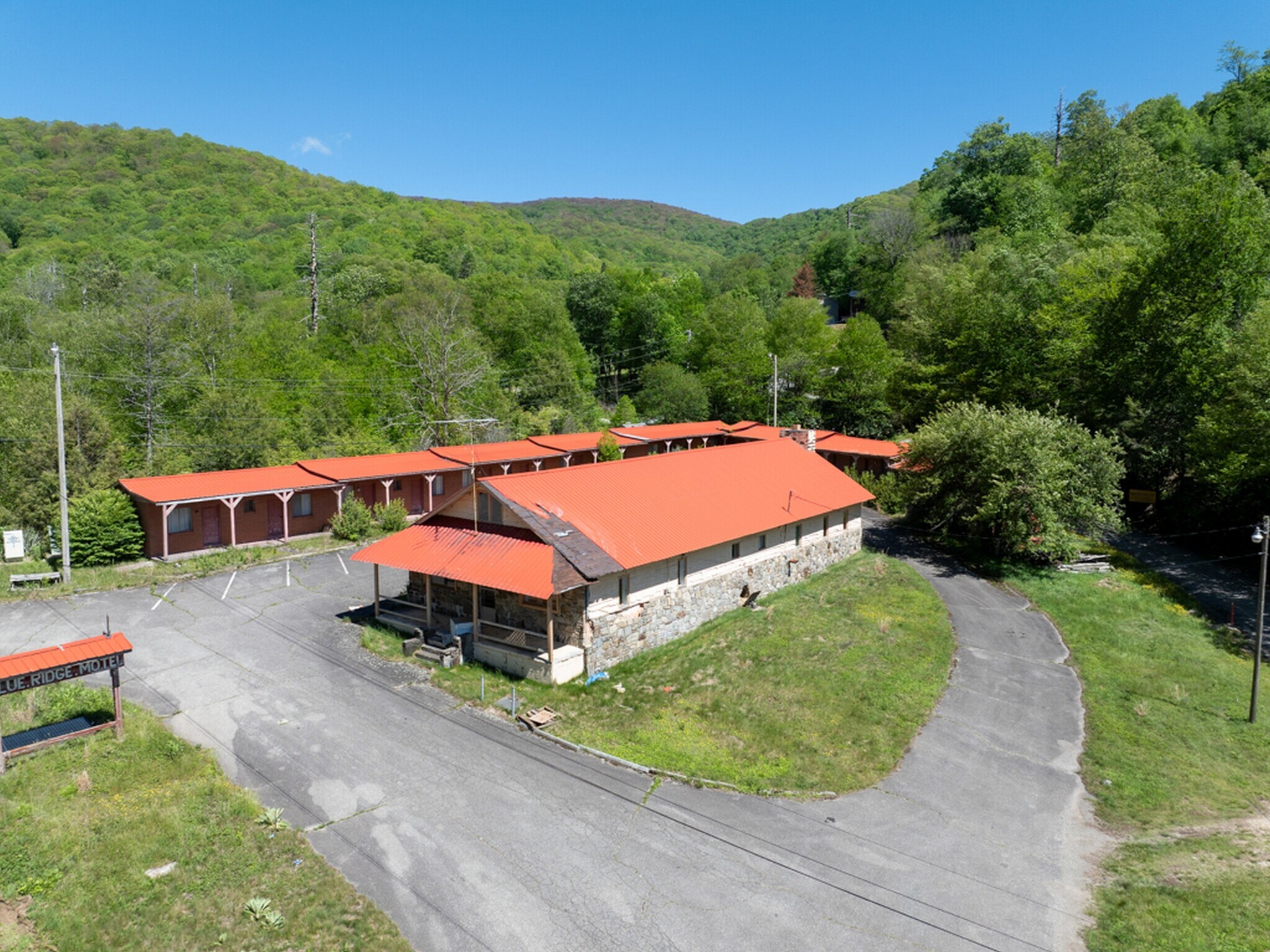 11242 US-19, Maggie Valley, NC for Sale