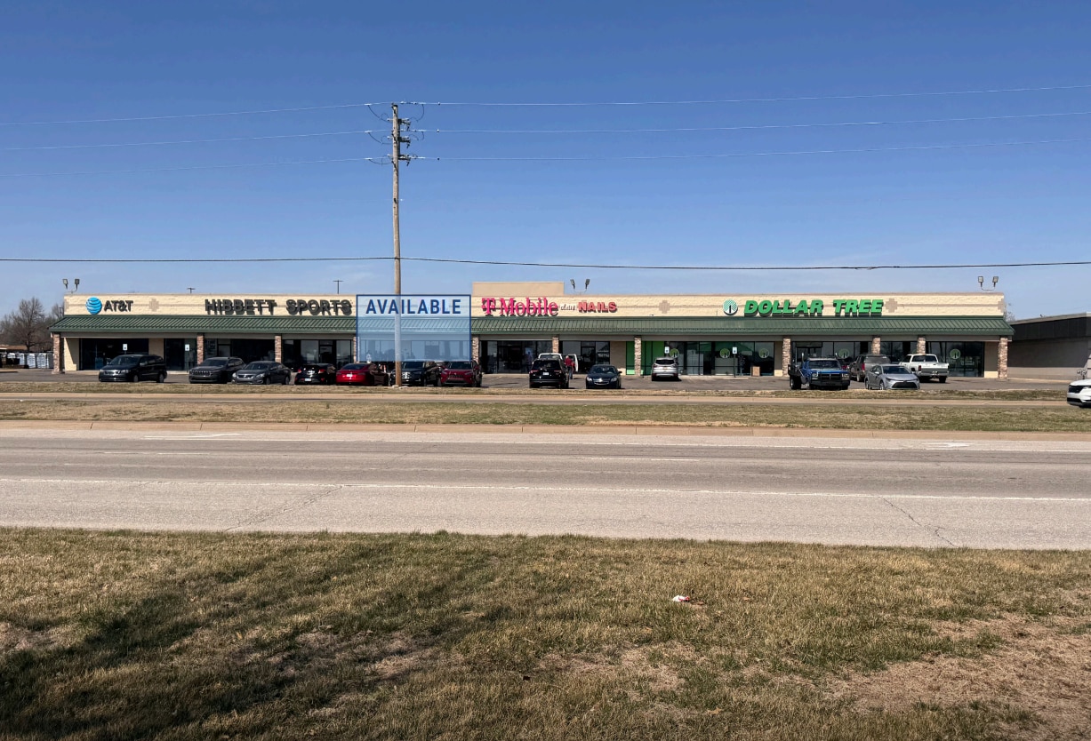 2710 W Central Ave, El Dorado, KS for Rent
