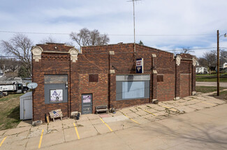 Leigh, NE Sports and Entertainment - 134 E 2nd St