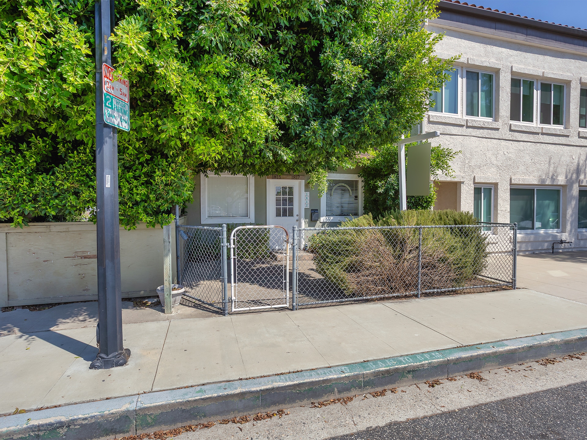 1817 W Burbank Blvd, Burbank, CA for Sale