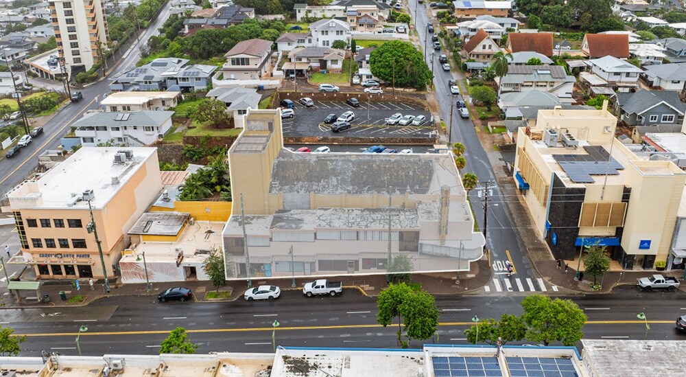 3588 Waialae Ave, Honolulu, HI for Sale