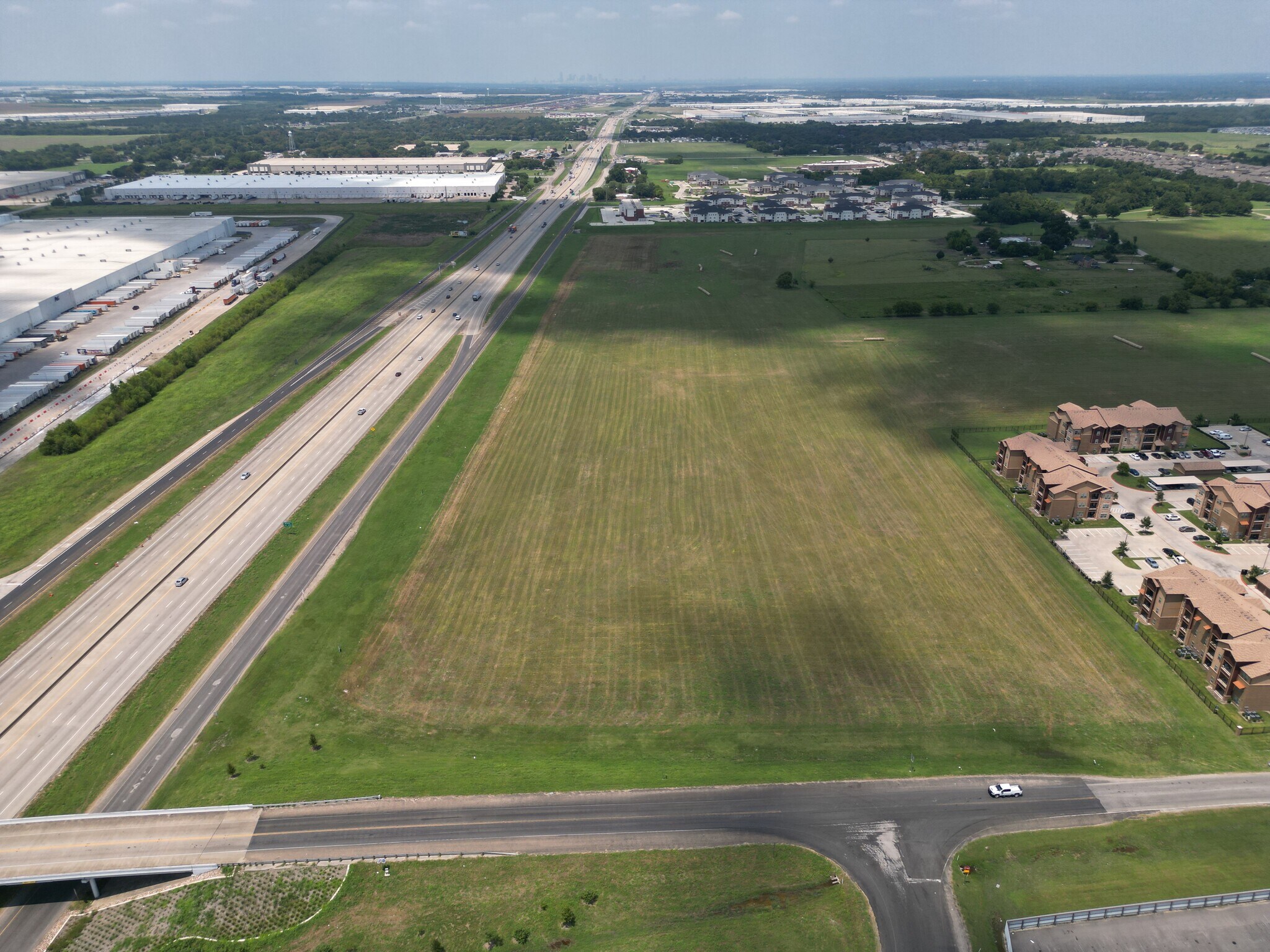 6200 N I-45, Wilmer, TX for Sale