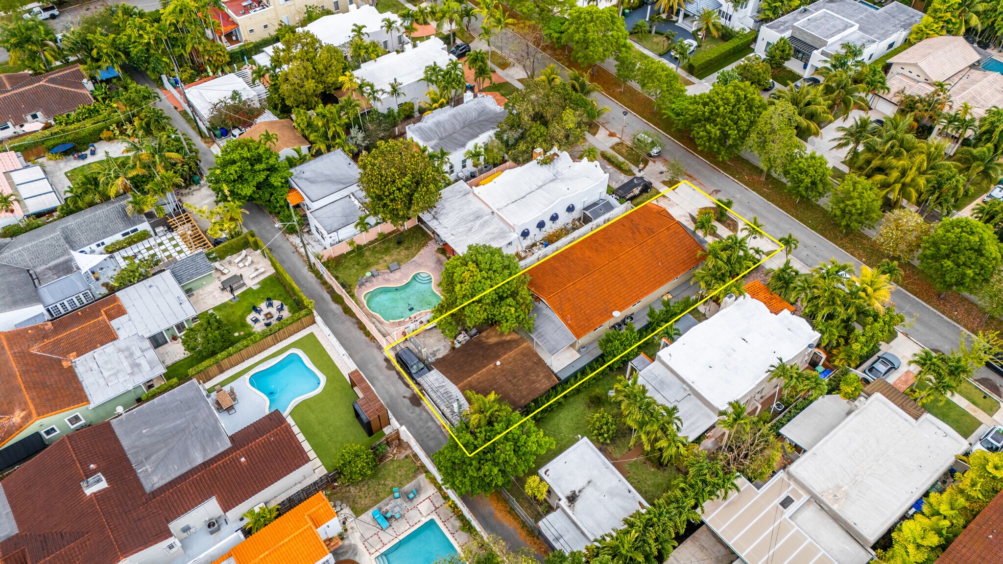 426 SW 26th Rd, Miami, FL for Sale