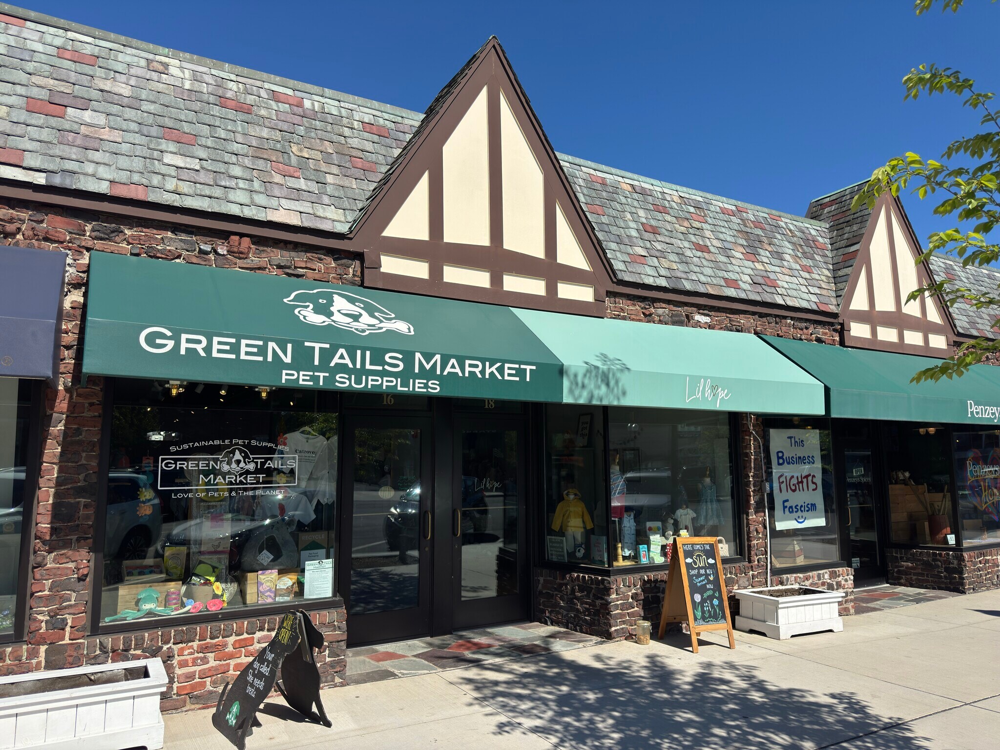 10-18 Lasalle Rd, West Hartford, CT for Rent