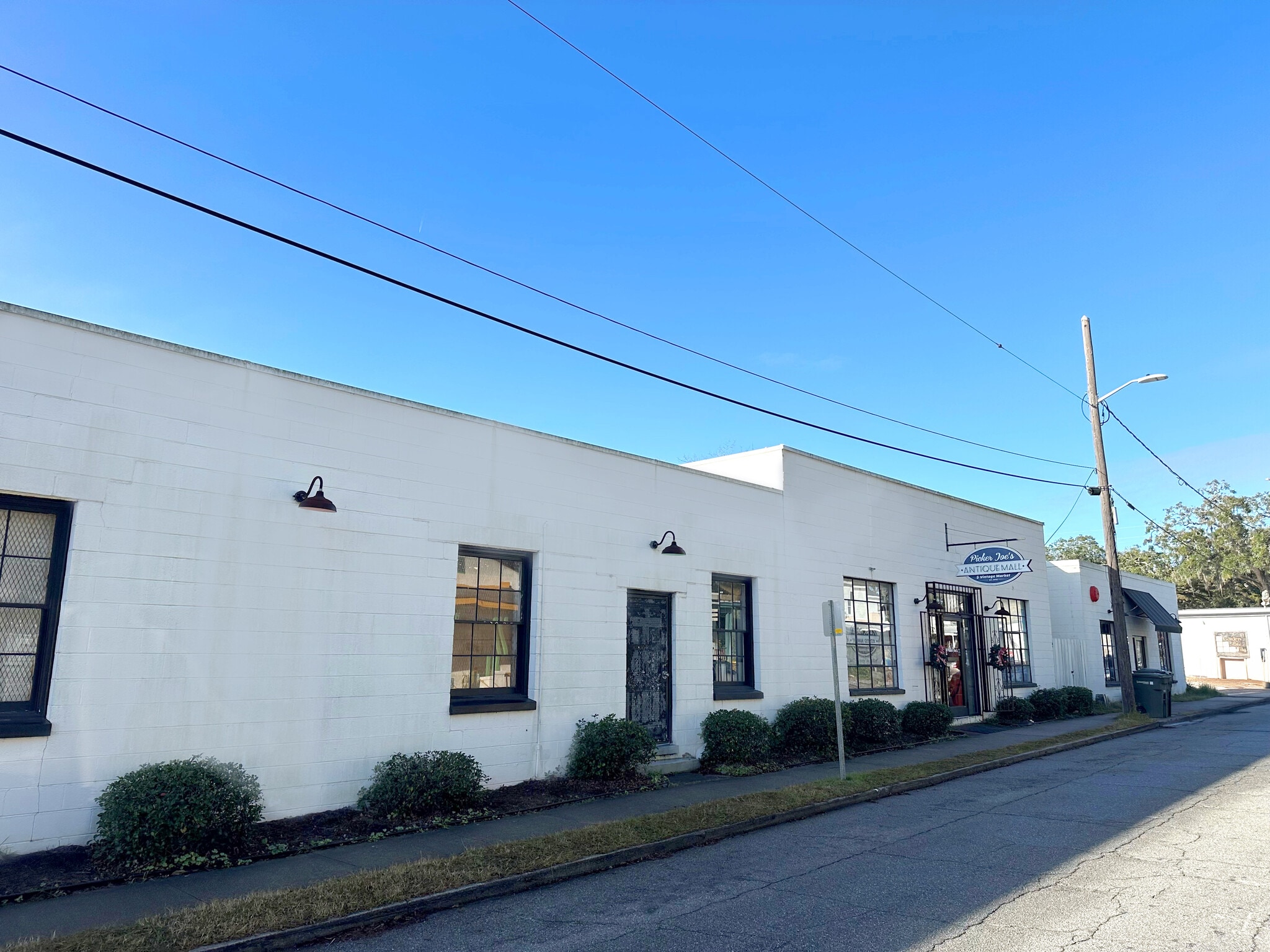 217 E 41st St, Savannah, GA for Rent