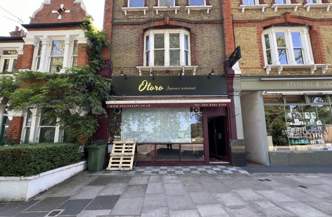 8-9 Rocks Ln, London, LND for Rent