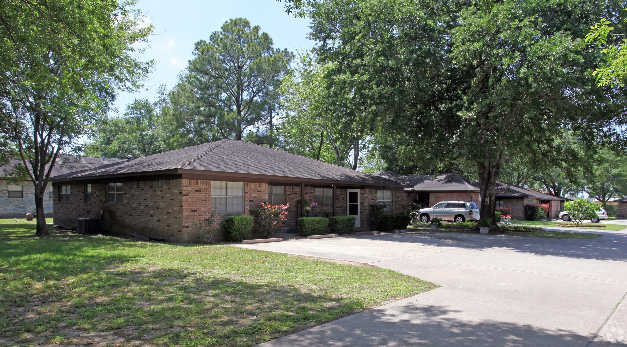 28011 Johnson Rd, Tomball, TX for Sale