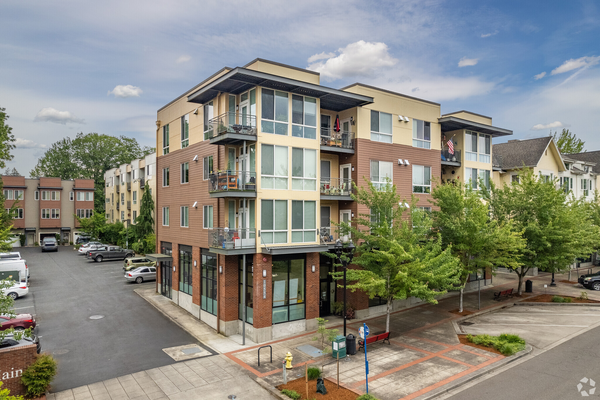 10558-10560 SE Main St, Milwaukie, OR for Sale
