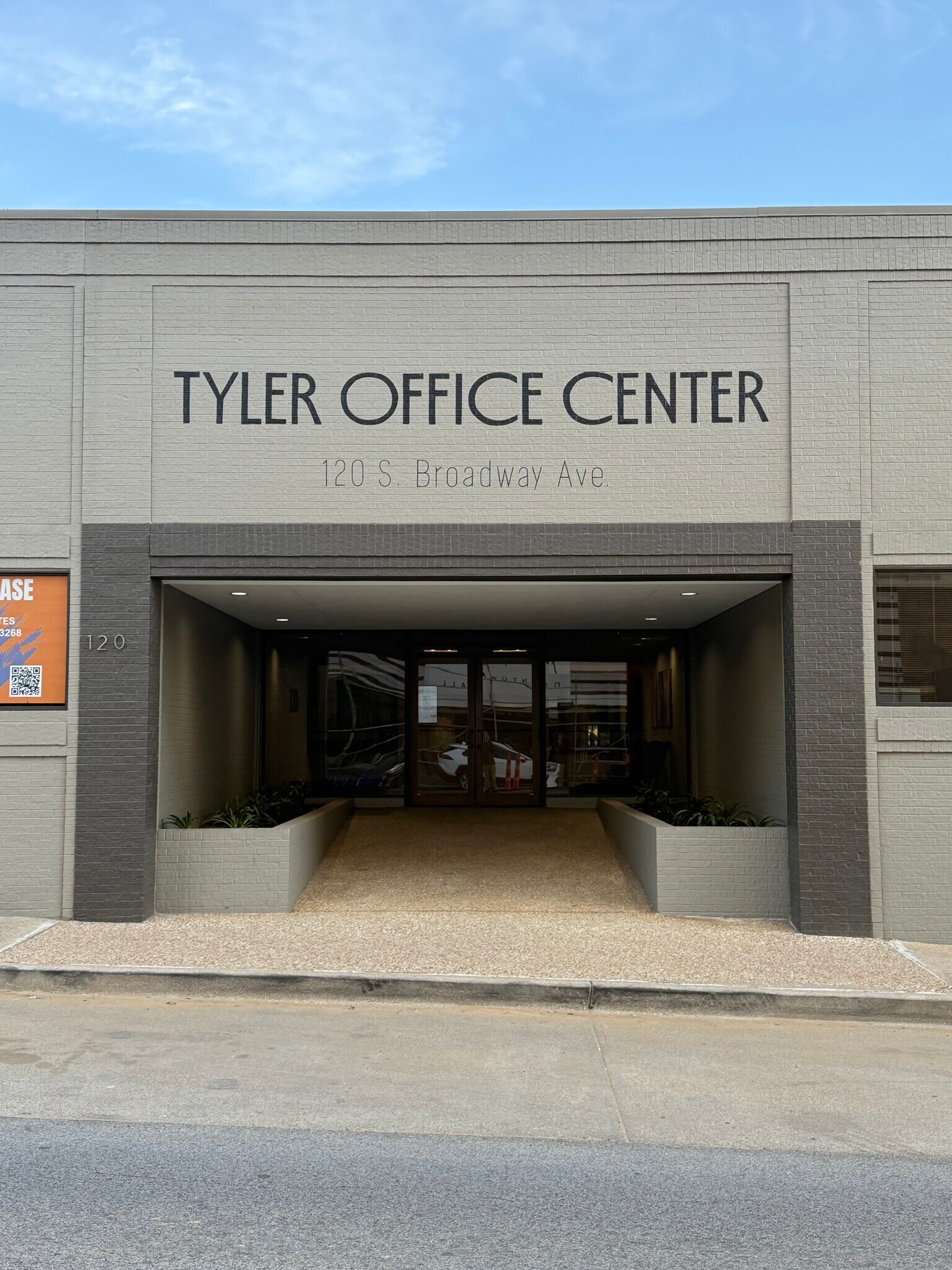 120 S Broadway Ave, Tyler, TX for Rent