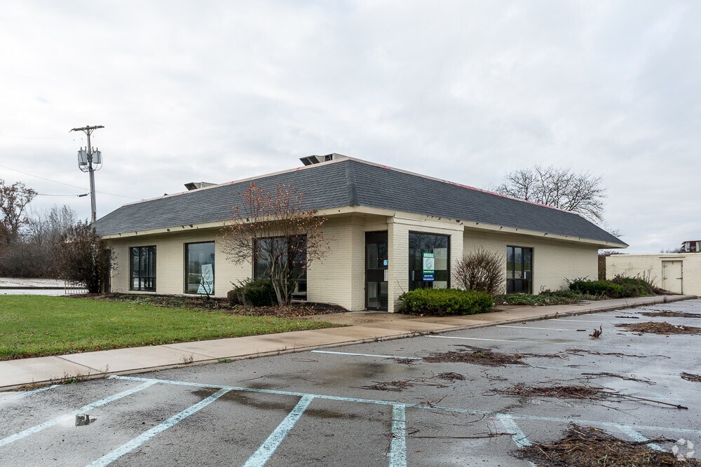 229 Steingrabe Rd Mercer, PA 16137 Retail Property for