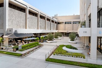 West Hollywood, CA Retail - 116-120 N Robertson Blvd