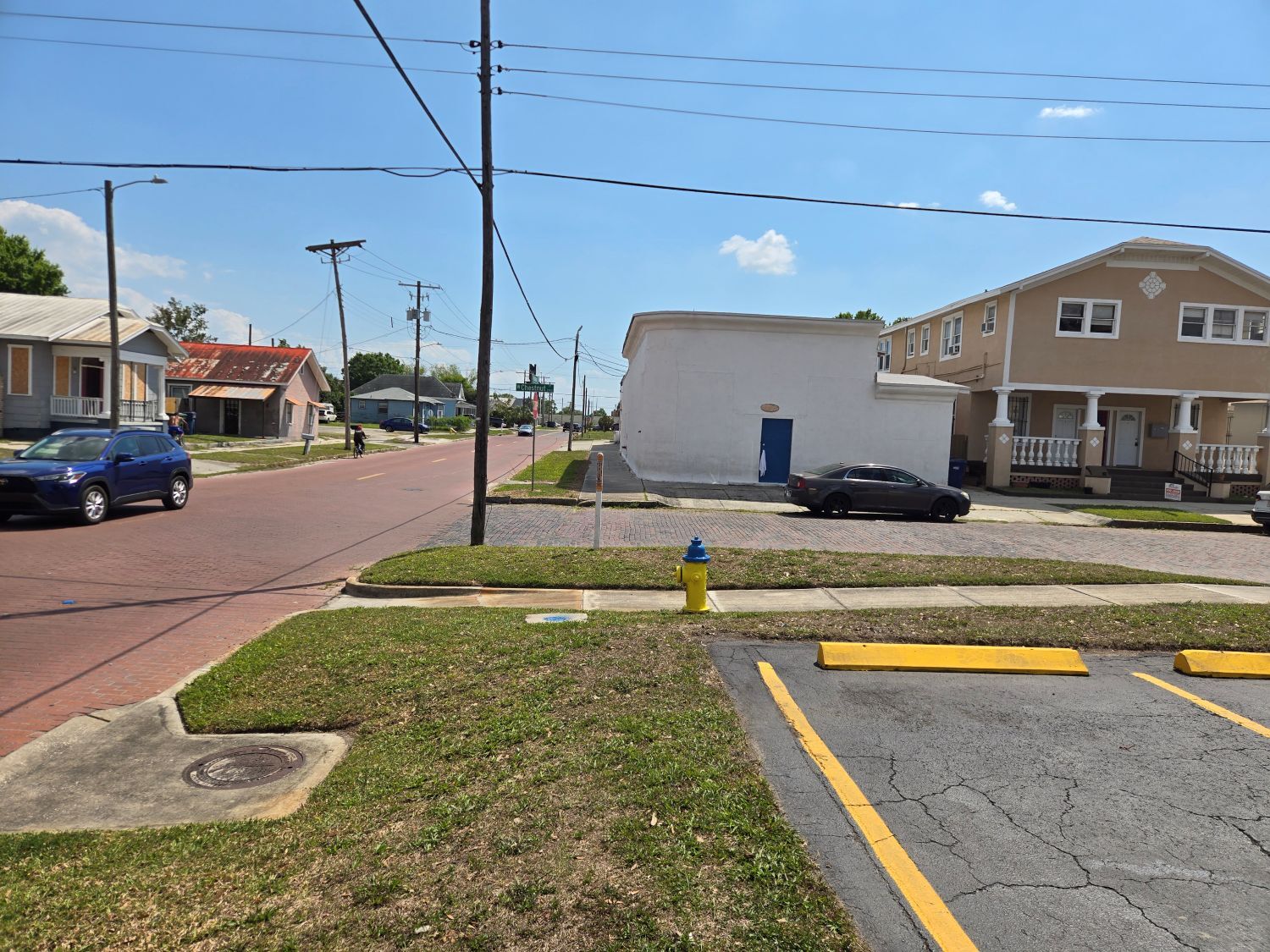 2902 W Chestnut St, Tampa, FL for Rent