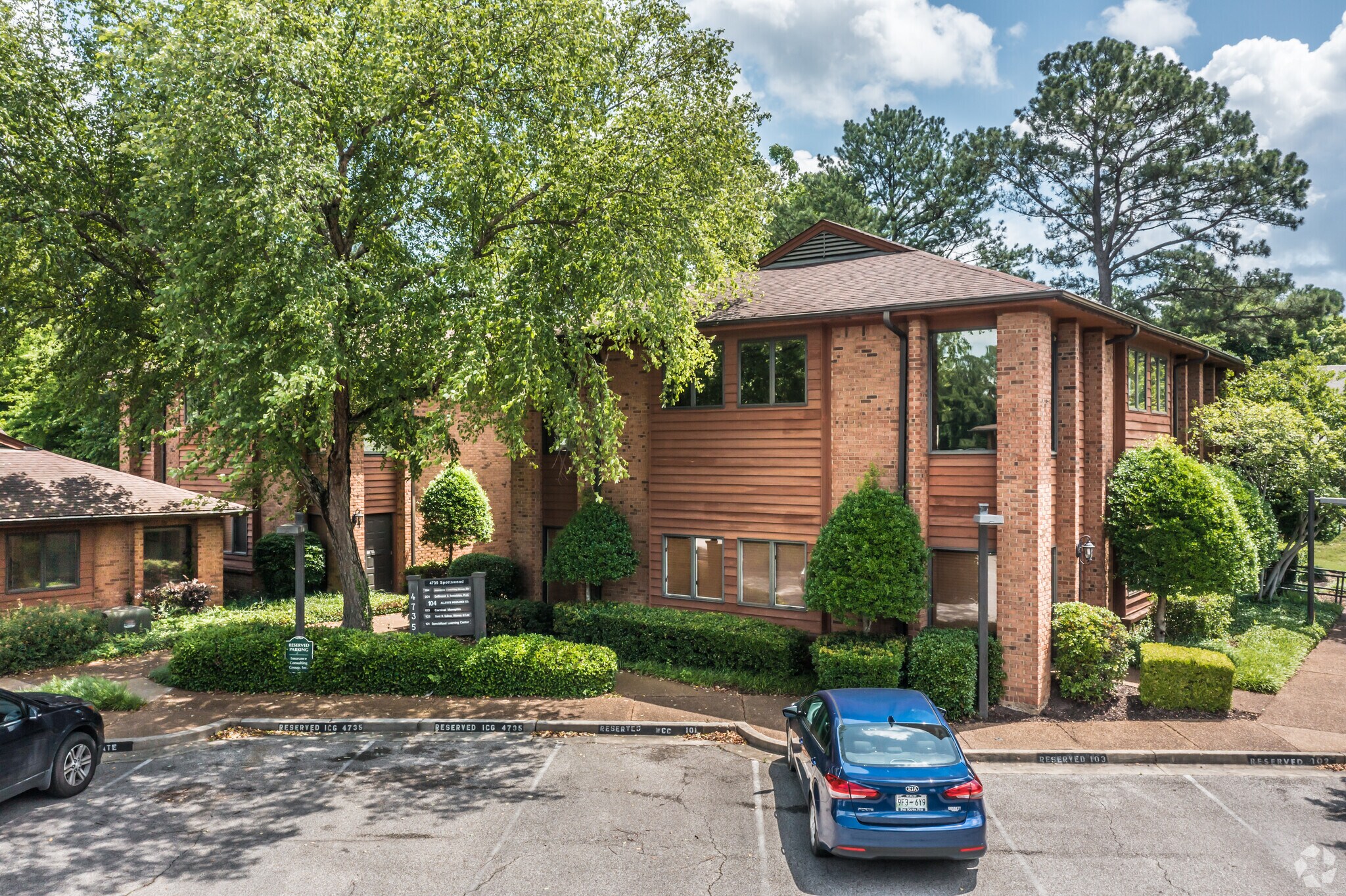 4735-4739 Spottswood Ave, Memphis, TN for Sale